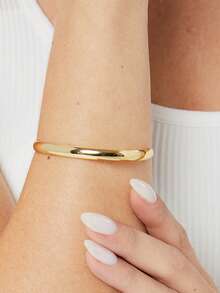 Charm-In 1pc Smooth Finish Quality Ladies Bangle Bracelet, Everyday Wear - Golden CYB0068 - View 4