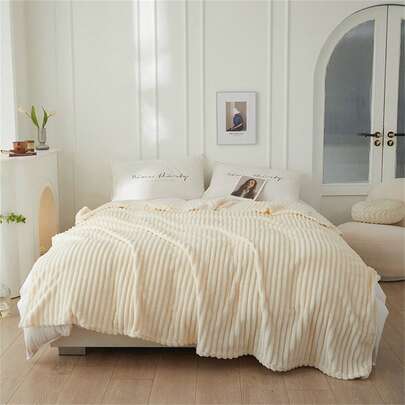 1pc Fluffy Sherpa Blanket, Warm Plaid Flannel Blanket, Air Conditioning Blanket, Casual Office Siesta Blanket, Sofa Blanket, Halloween Faux Fur Blanket, Shawl Blanket, Christmas & Thanksgiving Bedspread Blanket