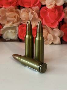 1.⁠ ⁠ Encendedor en forma de bala – recargable, elegante y potente 	2.	 Encendedor tipo bala de gas butano – diseño único y funcional 	3.	 Encendedor recargable de gas butano – estilo bala, útil y atractivo 	4.	 Encendedor metálico forma de bala – resistente, recargable y original 	5.	 Encendedor recargable tipo bala – diseño exclusivo, ideal para regalo