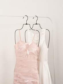 2pcs/4pcs Random Old And New Style Black Metal Swimsuit Hanger, Suitable For Apparel Store Or Closet Organization Of One-Piece Garment Or Swimsuit