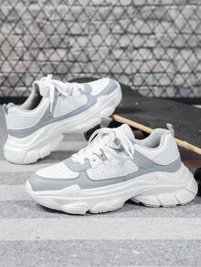 2026 New Bicolor White & Gray Leather Low-Top Lace-Up Men's Sports Shoes, Outdoor Hiking Fitness Shoes, Minimalist Design, EVA Thickened Sole, Shock Absorption & Height Increase, Unisex Couple Shoes, Comfortable Daily Commute & Walking Shoes, Thick-Soled Sports Shoes, Suitable As New Year And Christmas Gifts - white ash - View 2