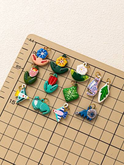 1 pièce Pendentif en acier inoxydable style mode mignon imprimé de style dessin animé avec motifs léopard, feuille, fleur, oiseau, lion. Plaqué or 18 carats. Accessoires de bijouterie DIY, accessoires de collier, accessoires de bracelet, accessoires de boucle d'oreille, accessoires de porte-clés, accessoires de sac, accessoires de bijoux pour femmes, accessoires de portefeuille. Cadeau.