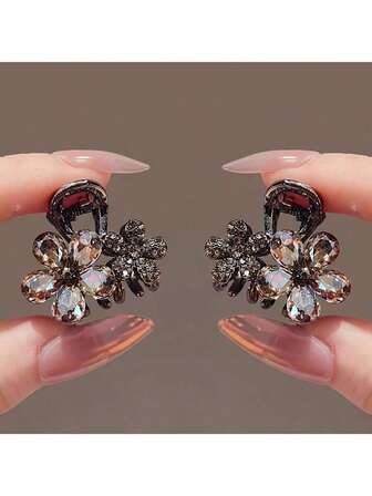 5 piezas/1 pieza 1.2in*1.5in, Elegante Pinza de Pelo con Flor de Cristal - Pequeña Garra de Metal para el Cabello, para Domar el Cabello Rebelde, Accesorios de Cabello con Adorno de Cristal para Mujeres, Otoño, Viaje, Herramientas para el Cabello, Accesorios para el Cabello de Mujeres, Cosas para el Cabello, Otoño, Accesorios para el Cabello de Mujeres, Herramientas para el Cabello, Cosas para el Cabello, Cosas, Accesorios de Belleza, Regalos, Viaje, Regalos para Mujeres, Cosas para el Cabello, Regalos Navideños