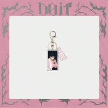 Chaveiro de acrílico com desenho animado do novo álbum "DO IT" do SKZ KPOP-STAY 2025 (Remova a película protetora antes de usar). Acessórios para fãs, presentes de aniversário, Natal e Dia dos Namorados.