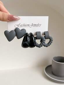 1 套（3 对）时尚休闲心形和粗针织风格耳钉和吊坠耳环 - 彩色 - 查看 34