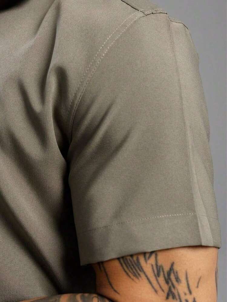 Men's Kit: Short-Sleeved Shirt With Italian Collar And Plain Shorts. Premium Set, Comfortable, Lightweight And Cool, Perfect For Summer, New Year's Eve And Christmas. - 橄欖綠 - 查看 4