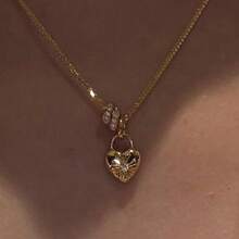 1件复古心形十字架闪亮旋转吊坠项链，女士锁骨链 - 愛心十字架跑環項鍊 - 查看 4