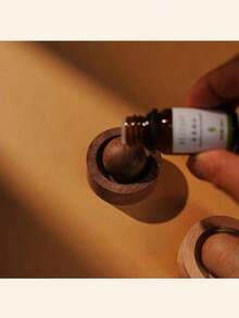 Elegant Wooden Aroma Diffuser, Rotating Design, Natural Fragrance Carrier, Black Walnut And Beech Wood Creative Essential Oil Diffuser, Car Fragrance Diffuser Ball, Multi-Purpose And Multi-Scene, Suitable For Car, Bedroom, Office Desk, Non-Flammable, Perfect Gift Choice, Improve Air Quality, Create A Fragrant Home Atmosphere