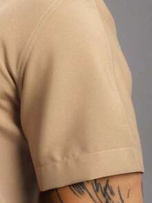 Men's Kit: Short-Sleeved Shirt With Italian Collar And Plain Shorts. Premium Set, Comfortable, Lightweight And Cool, Perfect For Summer, New Year's Eve And Christmas. - 米色 - 查看 4