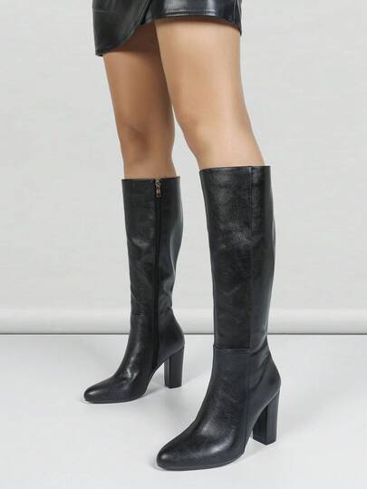 女士经典黑色侧拉链粗跟过膝长靴，复古欧美风，耐穿时尚的尖头靴，适合秋冬季节，舒适百搭，适合各种场合，高跟鞋