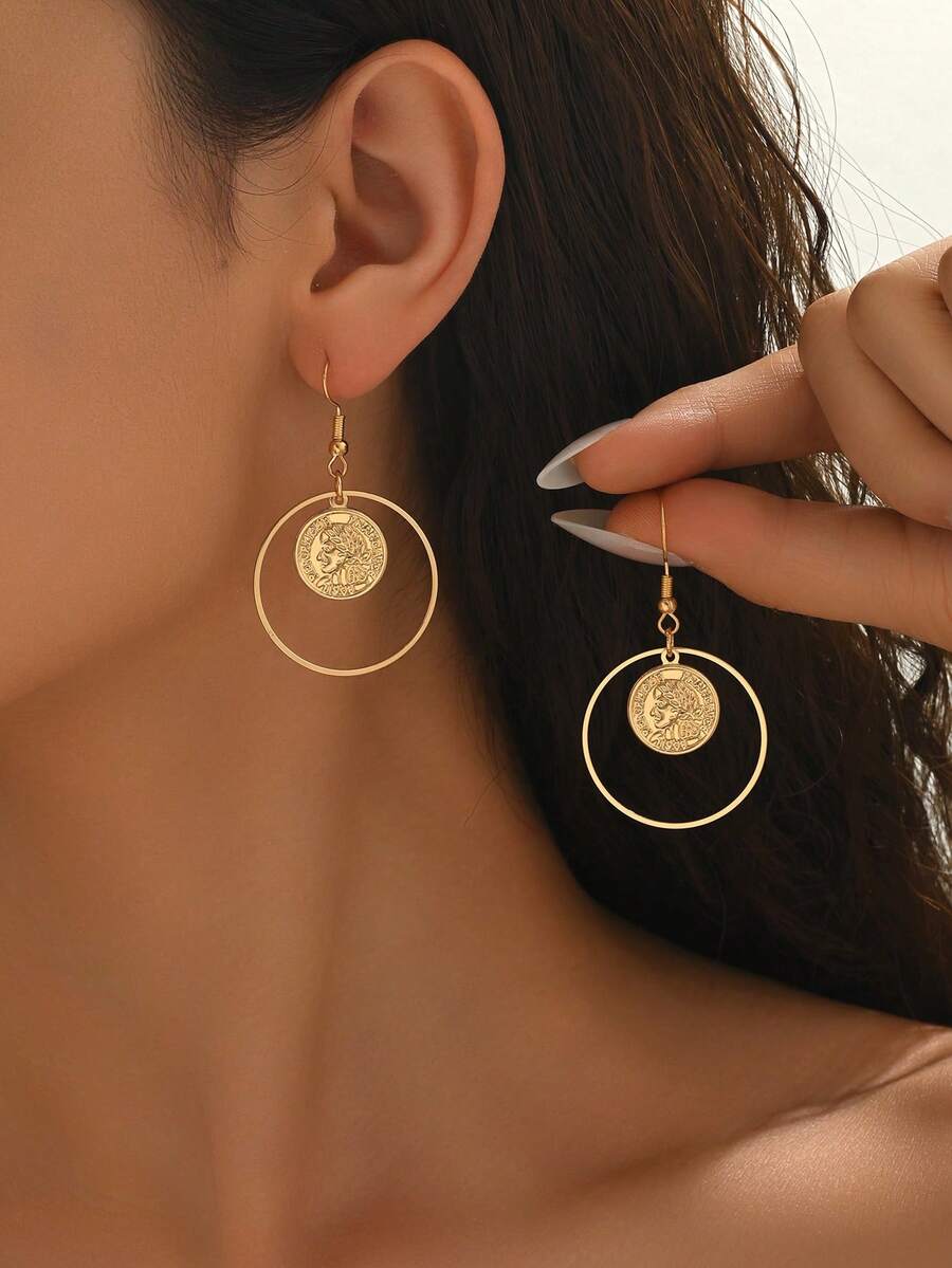 1 Pair Casual Geometric Circle Coin Pendant Earrings, Elegant Women's Jewelry, Versatile For Daily Wear, Holidays, Parties, Vacations - Golden - View 1