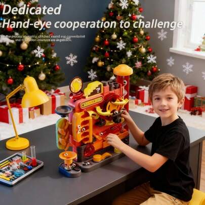 Zabawka Marble Maze Challenge dla dzieci w wieku od 3 lat, układanka Marble Run z kolorowymi klockami rurowymi. Zawiera 3 dźwignie sterujące, 7 poziomów trudności i 6 stalowych kulek, co czyni ją edukacyjnym prezentem STEM. Odpowiednia dla chłopców i dziewczynek, idealna na prezent świąteczny lub urodzinowy, idealna do przedszkoli i żłobków.
