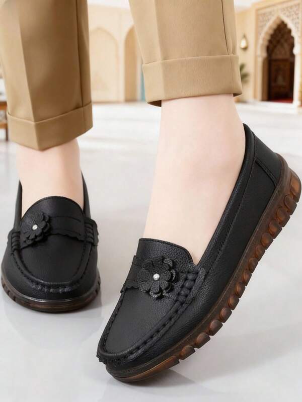 Fall/Winter Women's Black Floral Embellished Loafers, Elegant And Ceremonial, Comfortable Soft-Soled Flat Shoes