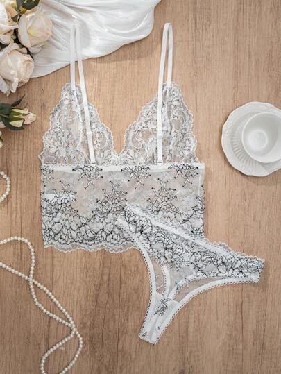 Women Hollow Verleidelijke Kanten Lingerie BH Panties Set view 7