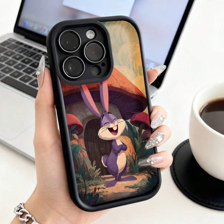 Cubierta de teléfono con borde negro diseño de conejo animado en bosque mágico con hongos y casa de setas para uso diario y trabajo - Burdeos - Ver 1