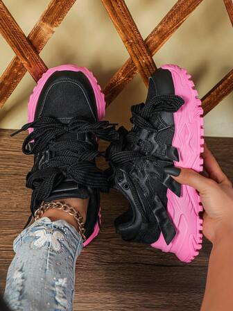 High-End Black And Pink Color-Blocked Thick-Soled Women's Sneakers, Combining Mesh And Leather For A Simple And Stylish Look. Soft And Lightweight Soles, Suitable For All Seasons, Versatile For Outdoor Fitness And Sports. Women's Running Shoes With No Prints, EVA Soft Soles For Shock Absorption, Comfortable And Durable, Fashionable Outdoor Shoes For Women. A Christmas And New Year Holiday Gift, Ideal For Couples' Shoes For New Year Celebrations.