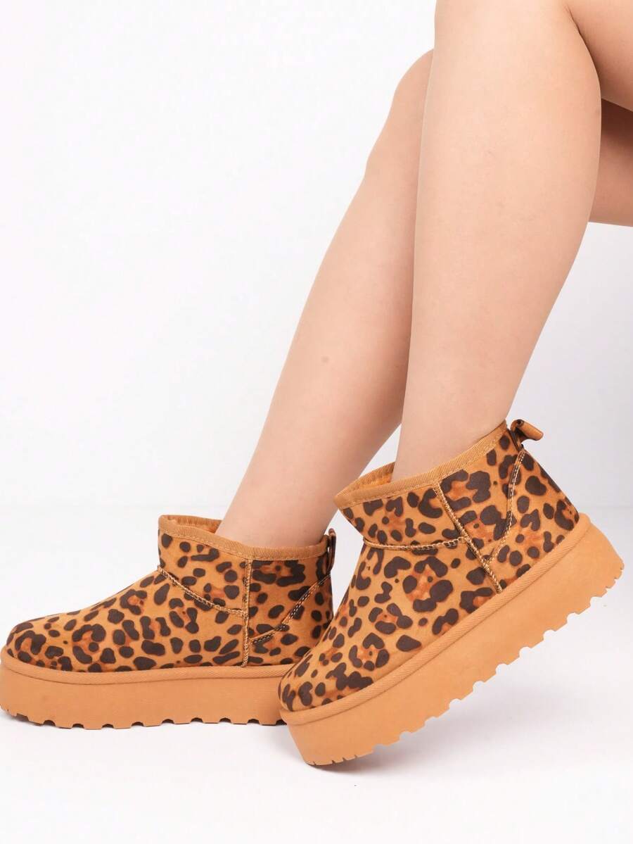 Botas de inverno quentinhas e aconchegantes, com forro macio e sola grossa. - Leopardo - Ver 1