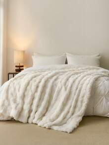 1pc White Double-Sided Cozy Rabbit Fur Plush Blanket Plush Blanket, Soft Warm Faux Fur Luxury Style Throw For Multi-Purpose Use In Living Room, Bedroom And Sofa Queen Twin King Size Luxury Fluffy Long Plush Blanket Bedding Throw Soft And Comfortable Couches Blankets For Home, Domitory Bedding Back School Bedding - White - View 5