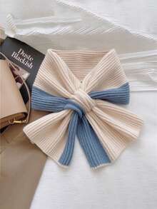 This Elegant Color-Block Crossover Scarf Features A Fashionable White And Beige Bow Design, Adorable And Warm, Making It The Perfect Choice For Valentine's Day, Christmas, And New Year Gifts. The Scarf Comes In Multiple Color Options, And This Casual And Versatile Scarf Is Thick And Warm, An Ideal Gift For Valentine's Day, Christmas, And Ramadan. - Multicolor - View 7