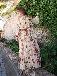 Faeriesty 优雅印花常规肩部雪纺长裙，层叠印花和精致荷叶边下摆，尽显飘逸灵动之美，适合婚礼、花园派对和正式晚宴等场合，是春季度假派对的必备单品。 - 淡黃色 - 查看 2