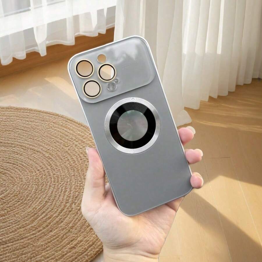 Elegante funda magnética para teléfono compatible con las series  17, 17 Air, 17 Pro, 17 Pro Max, 16, 15, 14, 13, 12, 16E, 12Mini, 13Mini, Plus, Pro ProMax. Presenta una gran ventana con motivo de CD con acabado galvánico y múltiples opciones de color. Funda protectora rígida compatible con carga inalámbrica. Protección completa contra golpes, caídas y arañazos. Duradera y unisex. - Plateado - Ver 1