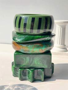 1 pieza Brazalete ancho de resina verde vintage con diseño geométrico, joyería gruesa con efecto tie-dye rayado