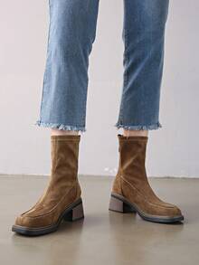 Retro Flat Chelsea Ankle Boots For Women, Low Heel, Versatile, Zipper Back, Spring/Autumn - Khaki - View 6