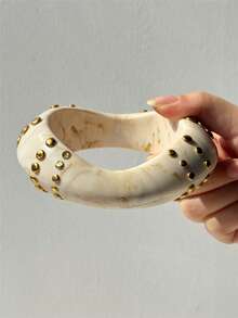 1 Peça Pulseira Assimétrica Larga e Grossa de Resina com Efeito Tie Dye Bege e Marrom, Pulseira Geométrica com Rebite, Presente para Amigos