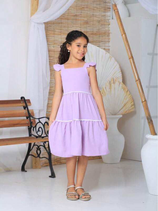 Vestido Infantil Rosa com Fita Branca e Babados – Alças com Laço, Estilo Princesa tendencia