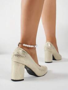 Giày cao gót vàng nguyên khối sáng bóng thời trang dành cho nữ - Thiết kế mũi nhọn - Size 35-43 - Chất liệu sáng bóng, mịn màng và thoải mái - Giày cao gót vàng nguyên khối, đế thấp mềm mại, đế xuồng dày, giày lười - Chất liệu cao cấp, thoải mái khi mang - Giày lười mũi tròn chống trượt, đế giữa dày - Thời trang và đa năng - Vàng - Xem 4