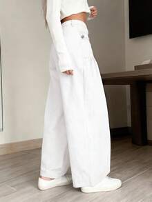 Fashionable Personalized Street Style Commuting Design Pleated Front Pocket Women Loose Straight Leg Jeans - Putih - View 4