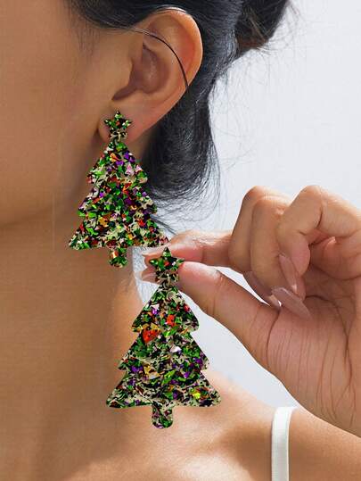 一对优雅的亚克力耳环，女士款，饰有闪亮的绿色圣诞树和星星图案，适合圣诞节佩戴。