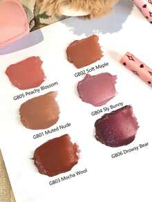 haggard Lápiz labial brillante derretido Emo Monster GB06 Oso Dormilón. Lápiz labial sólido suave. Crea un efecto de maquillaje brillante y brillante. Labios voluminosos. Hidrata los labios. Nutre los labios. Empaque de dibujos animados lindo. Gran regalo para amigos. 1.9g/0.07oz - GB06 Oso somnoliento - Ver 4