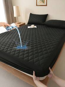 1pc Waterproof Fitted Sheet, Bedding, Stitch Fitted Sheet, Skin-Friendly Mattress Cover, Soft And Comfortable Bedding For Bedroom, Room Decor, 11.8 Inch Deep Pocket Cooling Breathable Quilted Square Lattice Fitted Sheet For All Seasons, For Single, Twin, Full, Queen And King Size, Solid Color Mattress Protective Cover, Dustproof, Comfortable And Machine Washable - Deep Black - View 1