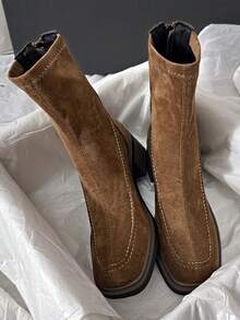 Retro Flat Chelsea Ankle Boots For Women, Low Heel, Versatile, Zipper Back, Spring/Autumn - Khaki - View 2