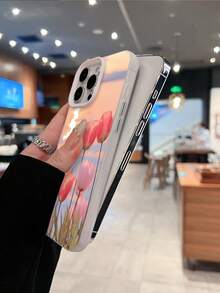 Una impresionante funda de teléfono floral con vibrantes tulipanes rosados contra un fondo de atardecer sereno compatible con   OPPO  17  16  16 ProMax  15  15 ProMax  14  13  12 y  11 Pro hecha de material de TPU y brinda protección a prueba de golpes, regalo perfecto para familiares, amigos, niños, cumpleaños, Halloween, Navidad, novio, novia y San Valentín - Blanco - Ver 5