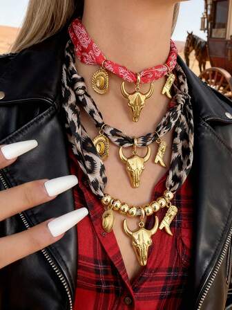 1pc Handsome And Fashionable Titanium Steel Cowboy Boots Hat Pendant Printed Silk Scarf Necklace For Women, Suitable For Going Out Party Travel Western Cowboy Theme Party Decoration Daily Wear, Western Cowboy Style Mexican Style Jewelry, 18k Gold Plated Hip Hop Men And Women's Versatile Jewelry