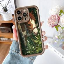 Cubierta de telefono con borde negro diseño de caballo en prado verde para iPhone 14 Pro Max protector elegante para uso diario y viajes - Blanco - Ver 5
