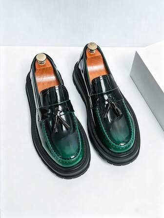 Tassel Decoration Men's Slip On Loafers Bright Surface Solid Upper Light Luxury Men's Leather Shoes College Fashion Designer Elegant Gentlemen's Social Shoes Soft Comfor Non Slip Wear-Resistant Sole Daily Casual Thick Sole Height Increasing Business Formal Shoes Office Party Versatile Wedding Groom's Shoes Holiday Gifts Spring Summer Autumn Plus Size Men's Leather Shoes 2025 New