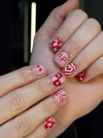 24片短款方形美甲贴片，粉红色调，少女风，多层爱心、蝴蝶结、樱桃图案，包含1瓶甲油胶和1把指甲锉，适合女性美甲装饰，短款方形指甲，按压式美甲贴片