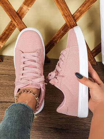 Romantic Youthful Pink Faux Suede Leather Casual Women's Flat Sneakers, Unprinted, Suitable For All Seasons, Versatile And Unisex. Simple Solid Color Fashion Wear-Resistant Soft-Soled Skate Shoes, Suitable For Daily Outings, Outdoor Walks, And Commuting. Perfect As A Gift For New Year And Christmas, And For Everyday Wear.