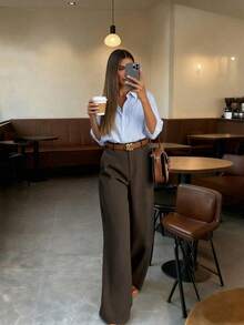 复古高腰女士西装裤，宽松版型，垂坠感极佳，适合办公室穿着，轻盈面料，是春夏的理想之选。 - 棕色 - 查看 4