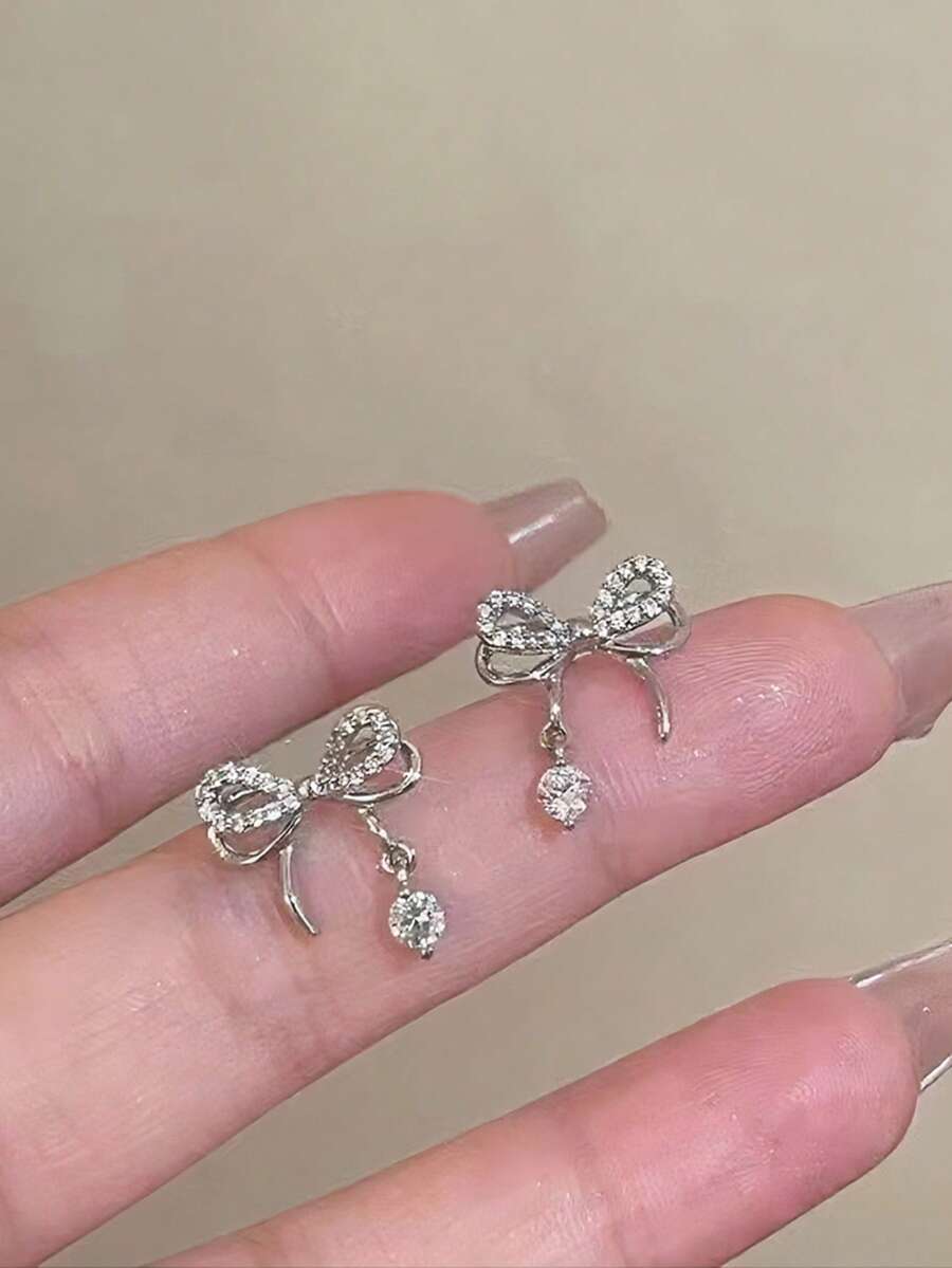 1 par de pendientes de botón elegantes con lazo, perfectos para bodas, banquetes, regalo de Navidad para mujeres, verano, joyería, festivales, elegantes - Plateado - Ver 1