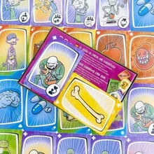 Tranjis Games -VIRUS!Card Game Evolution (Mở rộng) - Trò chơi bài (TRG-12evo), Trò chơi bài dễ lây lan nhất, Tiếng Anh Tiếng Pháp Tiếng Tây Ban Nha, Phổ biến nhất, Nhiều người chơi, Dành cho 2-6 người chơi, Trò chơi ngày lễ tình nhân, Trò chơi năm mới, Trò chơi đám cưới, Quà tặng năm mới, Quà tặng ngày lễ tình nhân - Virus xanh - Xem 7