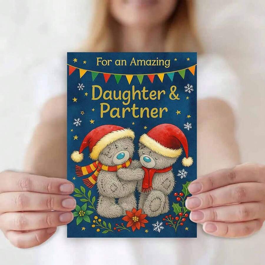 1 بطاقة تهنئة دب الدب الساحرة مع مغلف (11 سم * 16 سم و 4.33 بوصة * 6.29 بوصة) - "تمنيات عيد الميلاد لابنتك وشريكك" تصميم، مشهد احتفالي مع قبعات سانتا وأوراق الزيتون، مثالية للعائلة والأحباء، مثالية لاحتفالات عيد الميلاد ورأس السنة، بطاقة تهنئة عيد الميلاد|بطاقة دب عيد الميلاد|بطاقة تهنئة ورقية