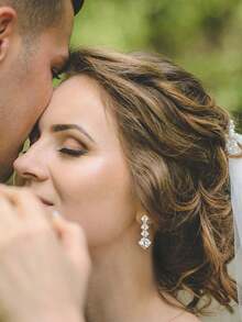 XUJIA 1 par de pendientes de mujer de plata de ley 925 con colgante de moissanita, 8mm*2 piezas de moissanita redonda, emparejada con 5mm de circonita cúbica, pendientes de plata 925 en forma de lágrima, regalo de joyería para compromiso, boda, aniversario o cumpleaños - Amarillo Oro - Ver 6