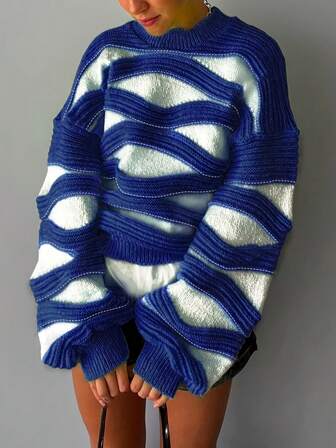 2025 Autumn/Winter Oversized Classic Striped Comfortable Round Neck Sweater For Women