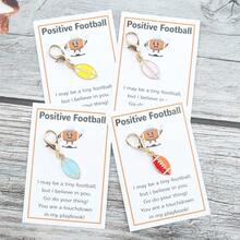 1 Stück/4 Stücke Rugby Ball Schlüsselanhänger Set, inklusive motivierender Rugby Karte, ideal als Geschenk für Sportbegeisterte, beste Freunde, Brüder, Partyfavors mit Liebe & Fürsorge, perfekt für Weihnachten, Geburtstag, Hochzeit, Accessoire für Sportfans, Sportliches Anhänger.