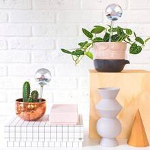 1pc/2pcs/3pcs/4pcs Rainbow Gradient Transparent Glass Self-Watering System Pointed Tip, Automatic Plant Watering Bulb, Rainbow Self-Watering Bulb, Glass Rainbow Plant Watering Bulb, Self-Watering Planter Insert, Indoor Automatic Plant Waterer, Plant Watering Device, Plant Water Bulb, Watering Bulb - Multicolor - View 10