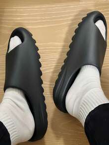 Pantuflas Unisex Eva descanso.Sandalias gruesas de alta calidad para mujeres, sandalias cómodas y ligueras, sandalias para todo tipo de temporada, sandalias de descanso. - Negro - Ver 6